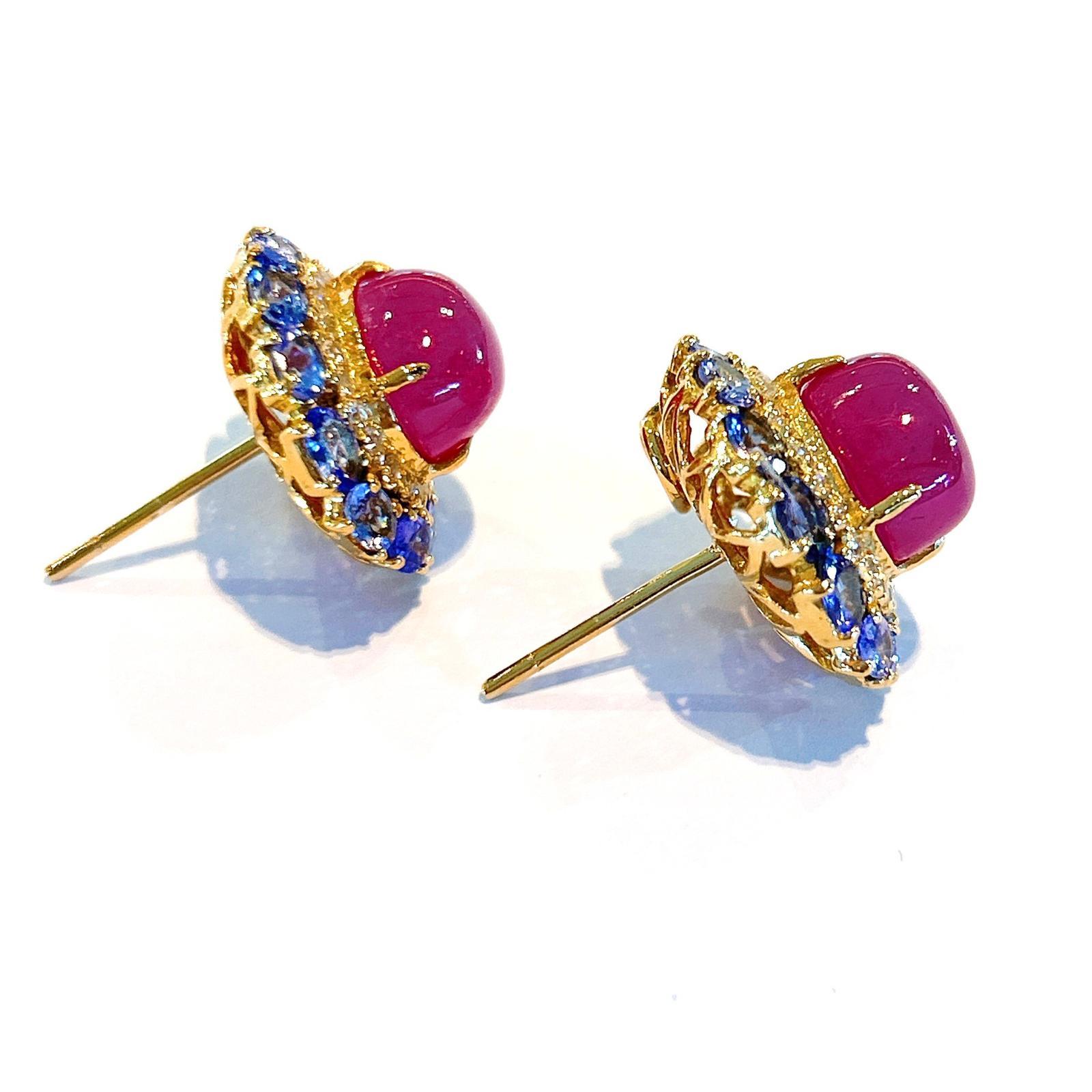 Belle Époque Bochic “Capri” Ruby & Tanzanite Clip on Earrings Set in 22k Gold & Silver For Sale