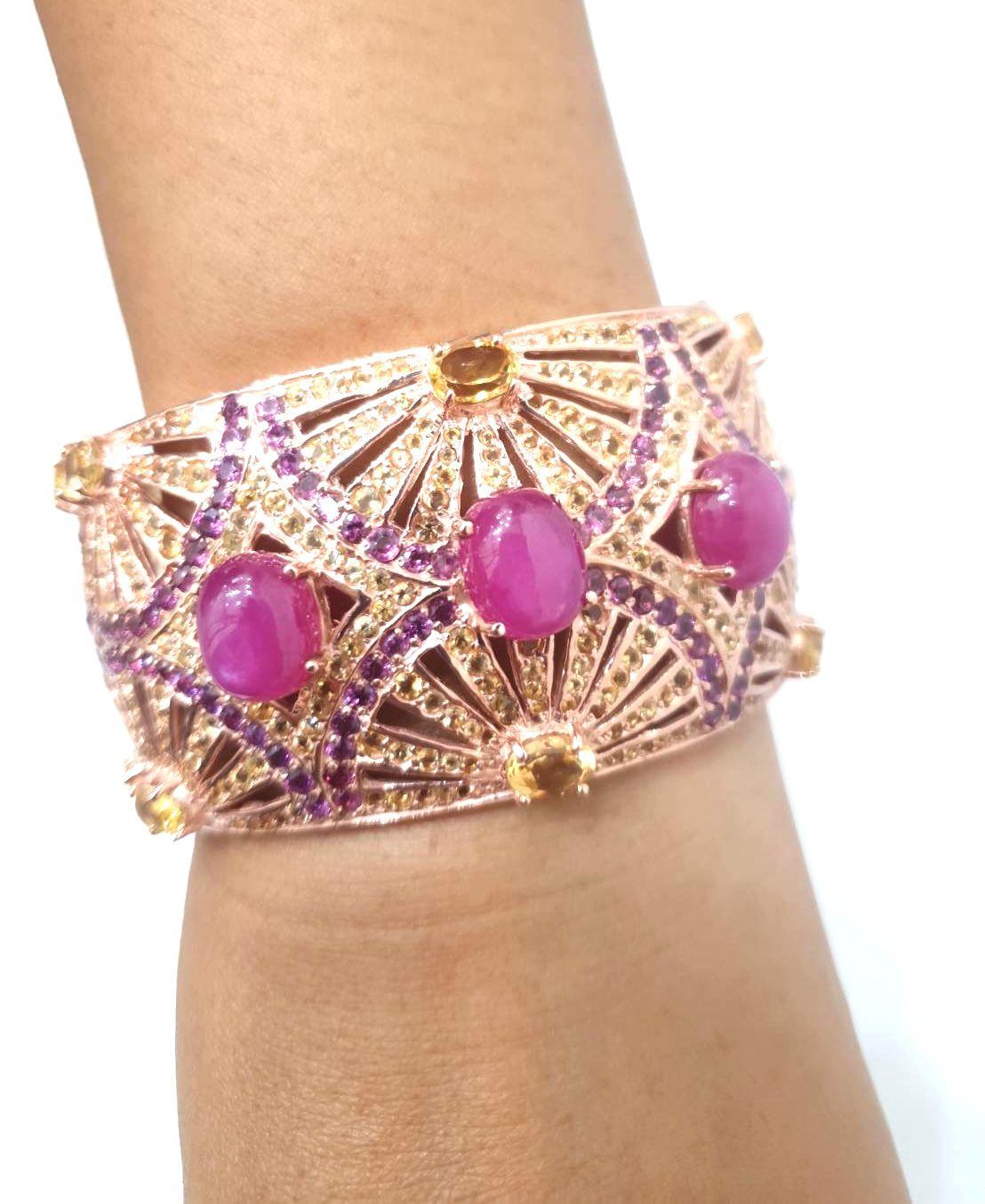 Bracciale con rubino, topazio, ametista e gemme multiple di Bochic 