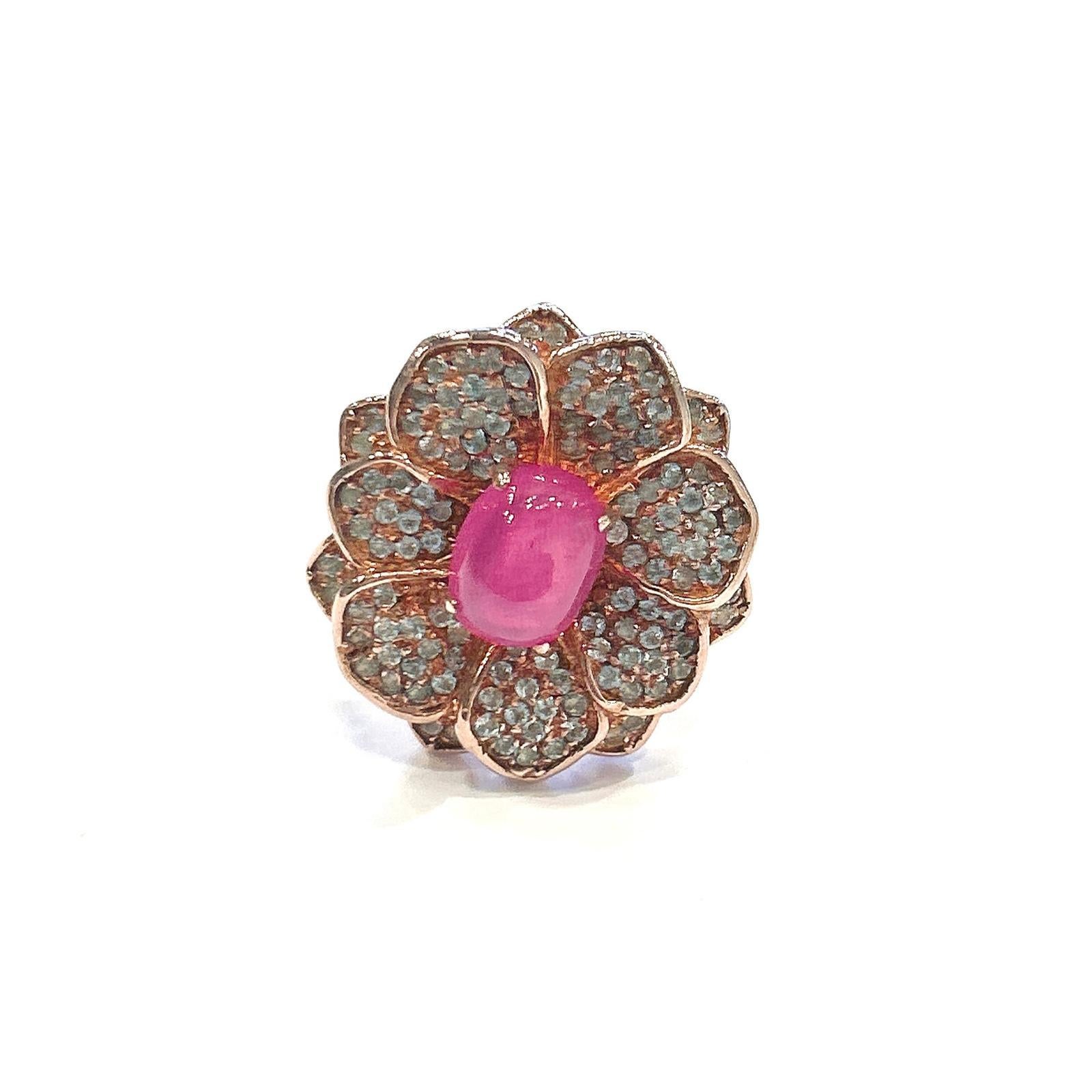 Women's or Men's Bochic “Capri” Ruby & Topaz Cocktail Flower Ring Set In 18K Gold & Silver For Sale