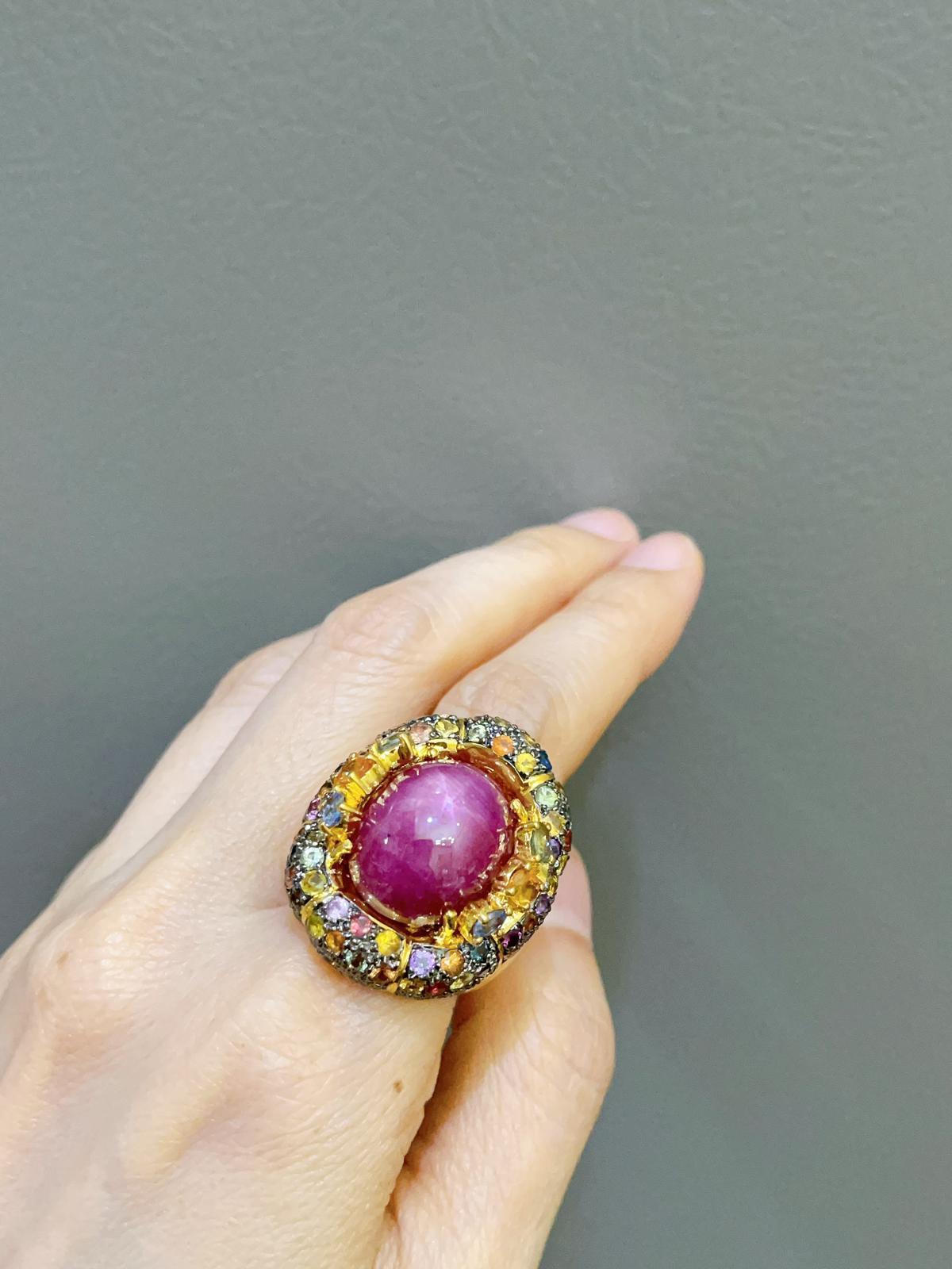 Bochic Capri Star Rubin & Saphir Cocktail-Ring aus 22 Karat Gold und Silber (Belle Époque)
