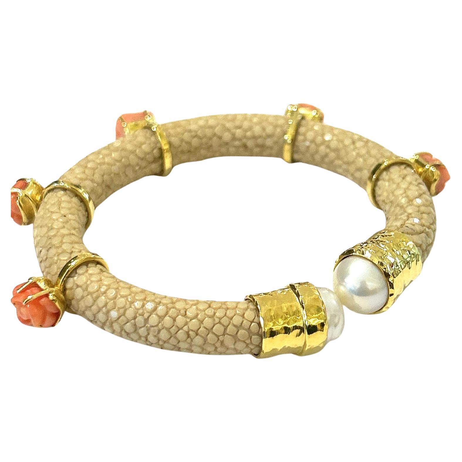 Bochic “Capri” String Ray & Flower Coral Bangle Set In 18K Gold & Silver 