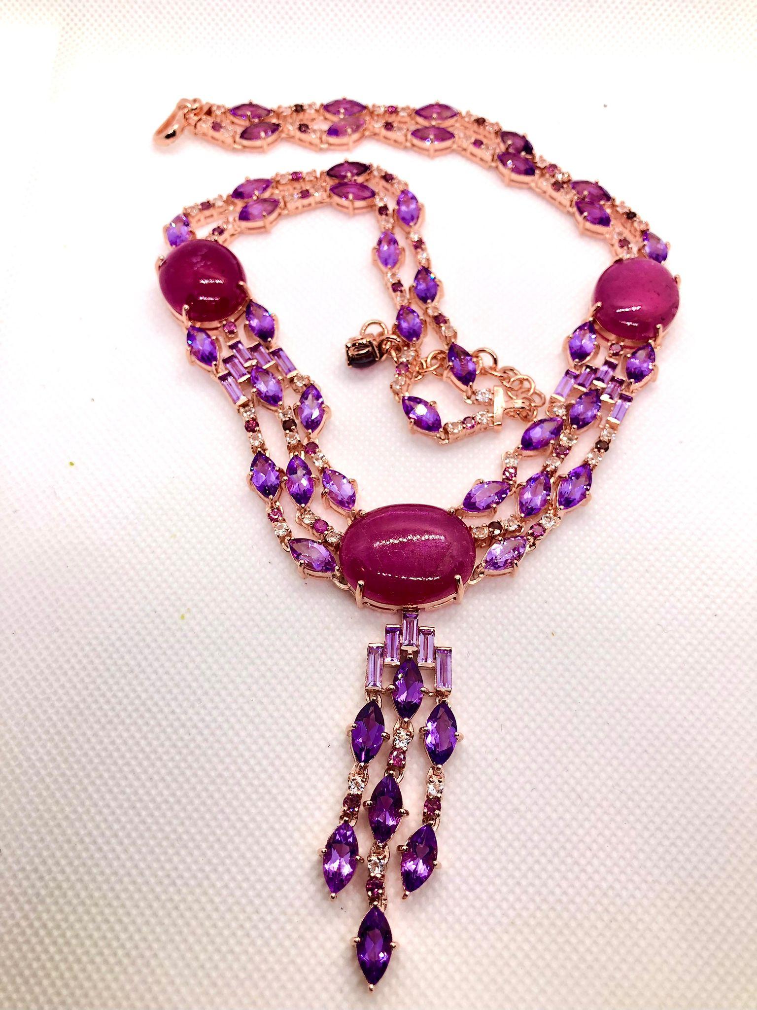 Bochic “Capri” Vintage Art Deco Ruby & Amethyst Necklace Set in 18K & Silver

Elegant and Classic Italian style 
We pay for shipping and duties

Natural Ruby - 45 Carats 
Natural Amethyst - 23 Carats 

The Bochic 