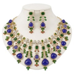 Conjunto de collar clásico vintage «Capri» de Bochic con diamantes, esmeraldas y taznaznitas