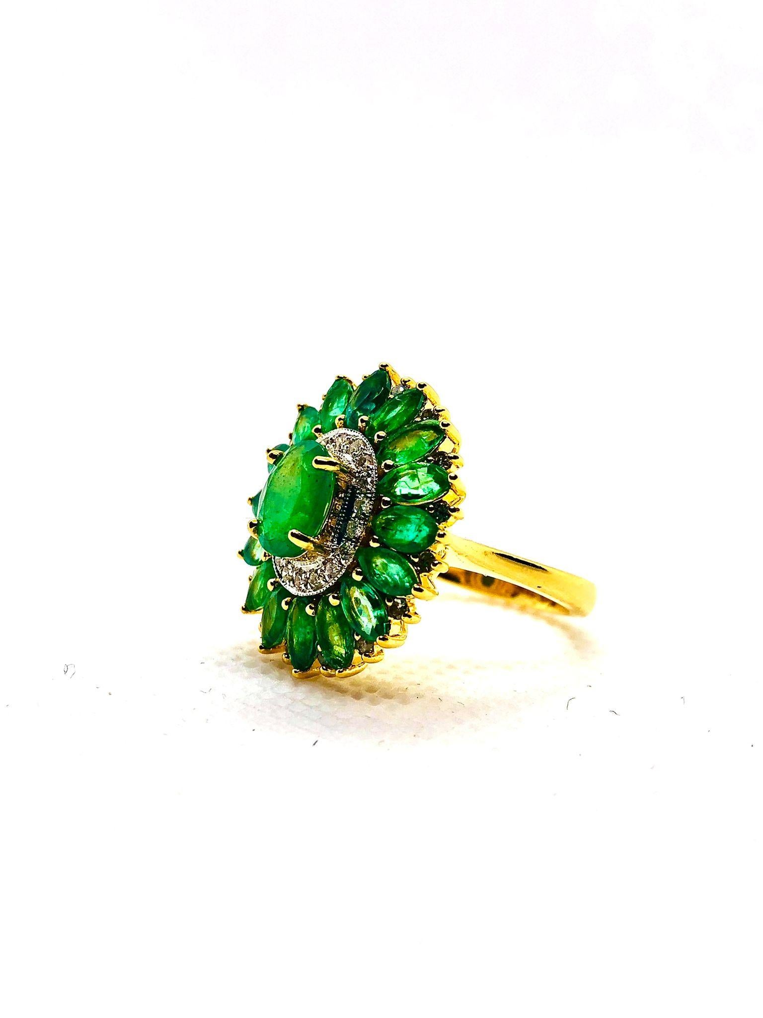 Anello vintage retrò con diamanti naturali e smeraldi di Bochic 