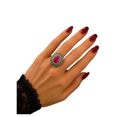 Bague vintage « Capri » de Bochic, avec rubis naturel, émeraude et diamants – Or 18 carats et argent