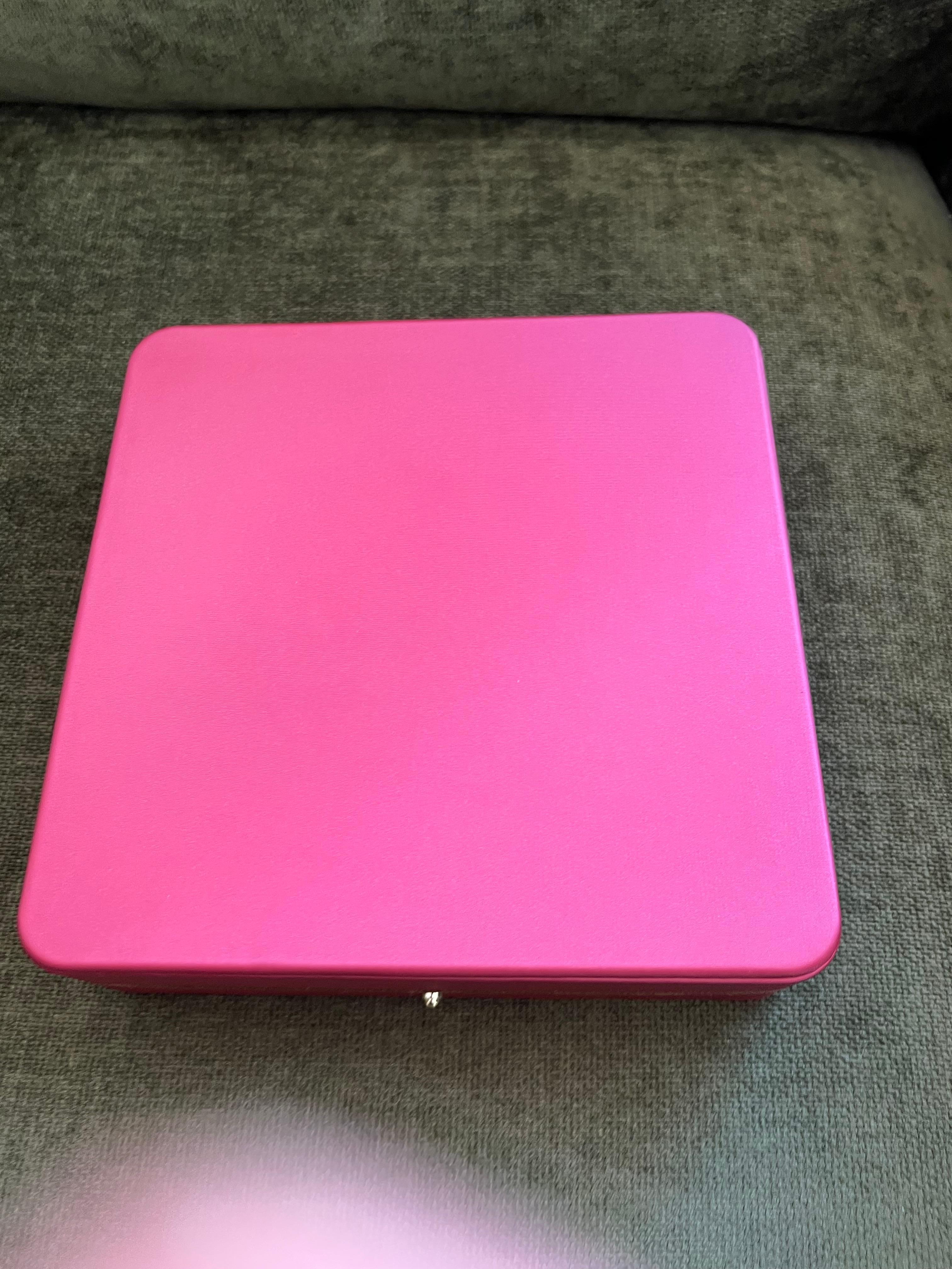 Bochic “Capri” Vintage Ruby, Amethyst, Peridot Necklace In 18K Gold & Silver For Sale 4