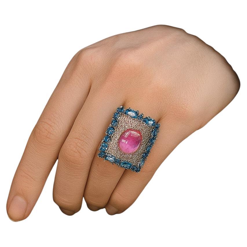 Anillo Bochic "Capri" Vintage de oro de 18 quilates y plata con rubíes, diamantes y topacio azul