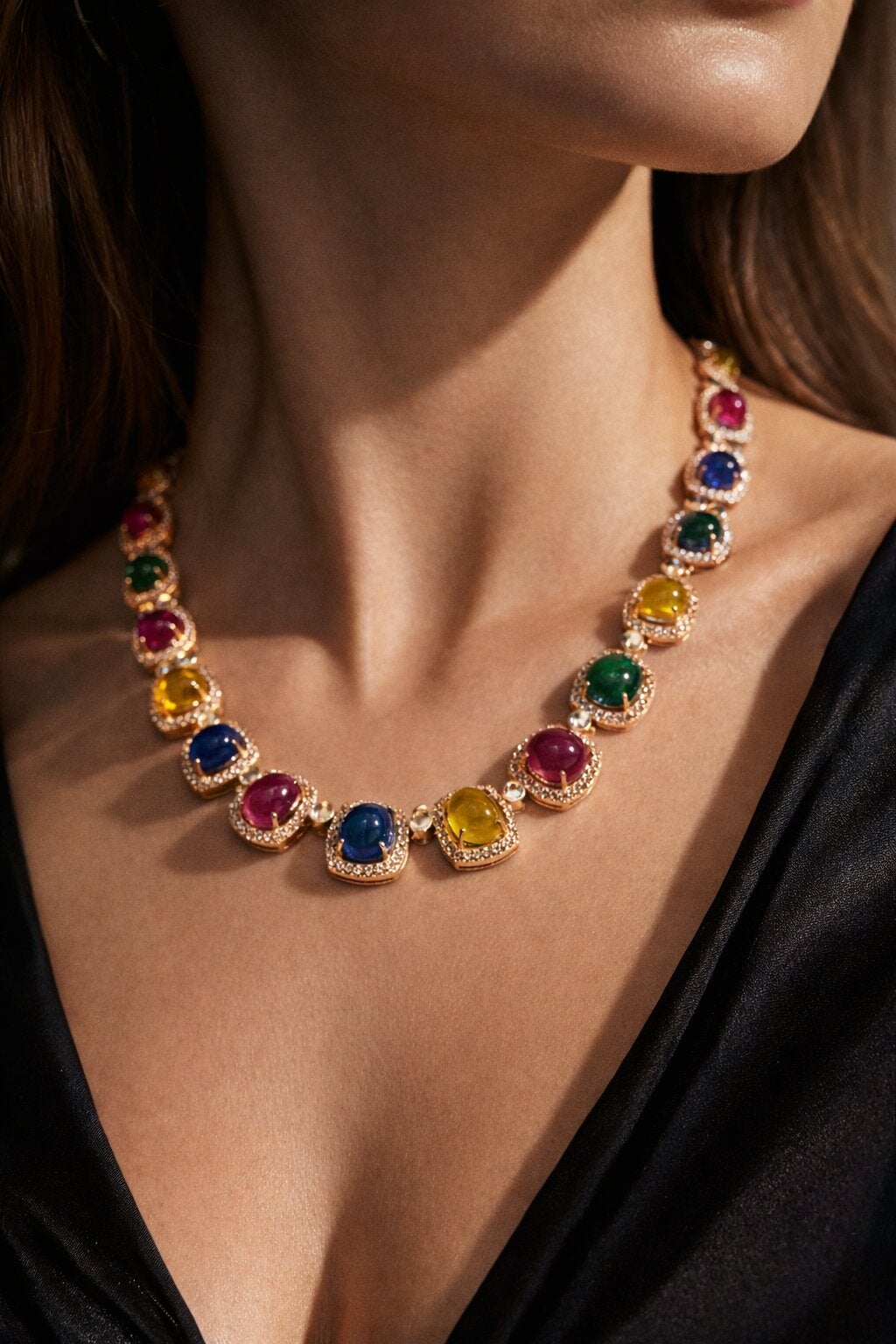 Bochic "Capri" Vintage Rubin & Multi Saphir Halskette Set in 18K Gold & Silber im Angebot