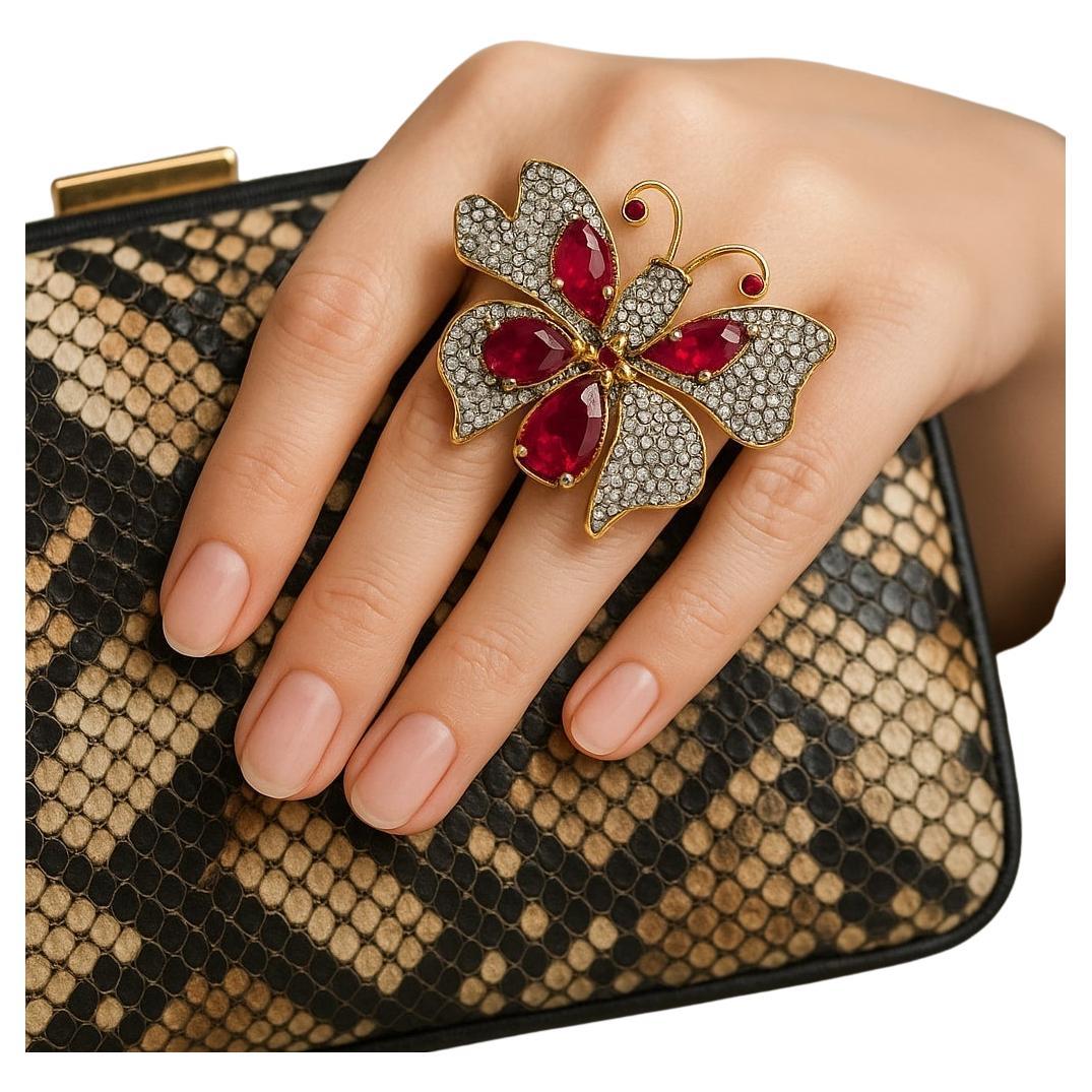 Anello a farfalla con rubino naturale e topazio d'epoca di Bochic 