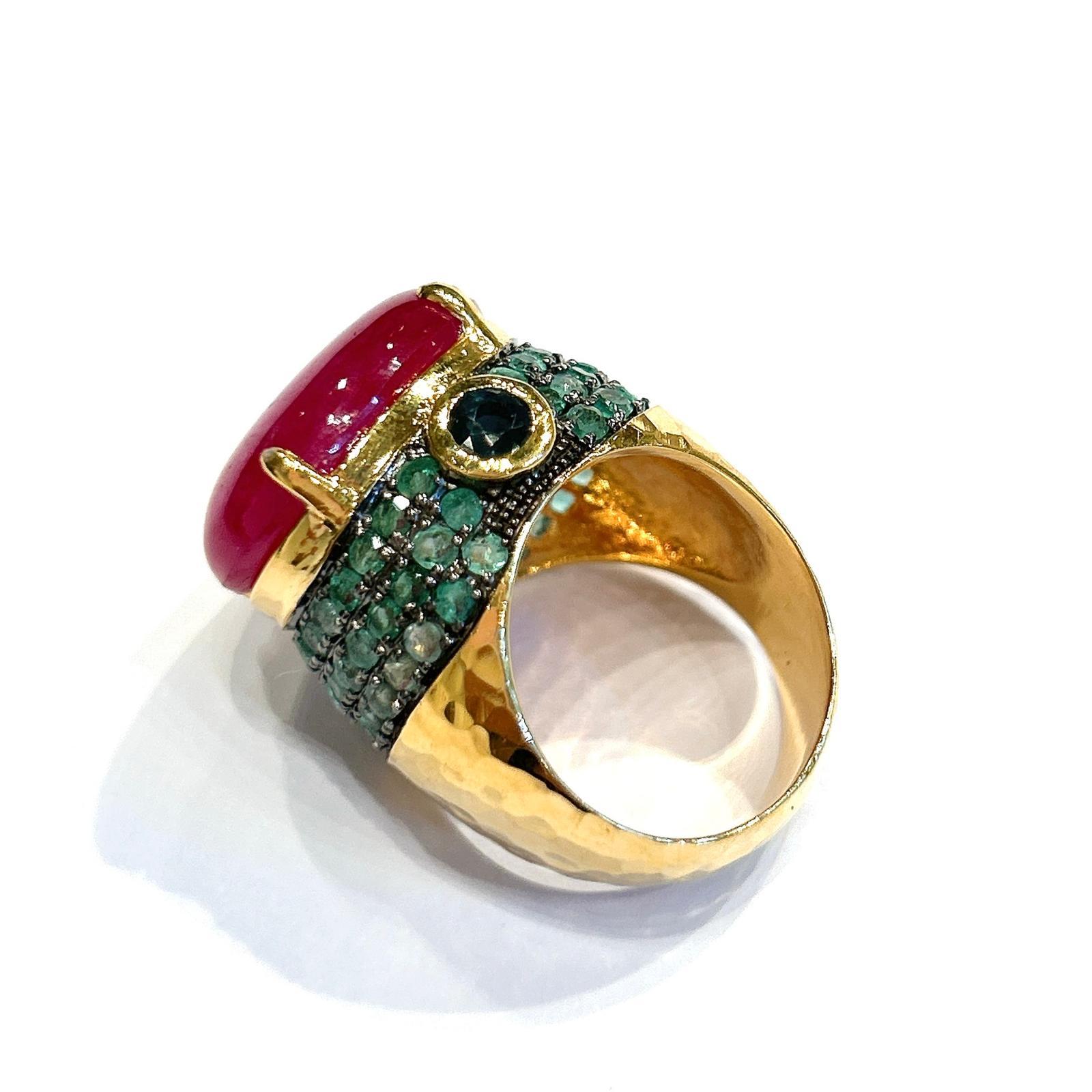 Bochic “Capri” Vintage Sapphire, Emerald & Ruby Ring Set In 18K Gold & Silver For Sale 2
