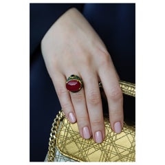 Anello vintage di Bochic "Capri" con zaffiro, smeraldo e rubino in oro e argento 18 carati