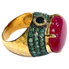Bochic "Capri" Bague Vintage en or 18 carats et argent avec saphir, émeraude et rubis