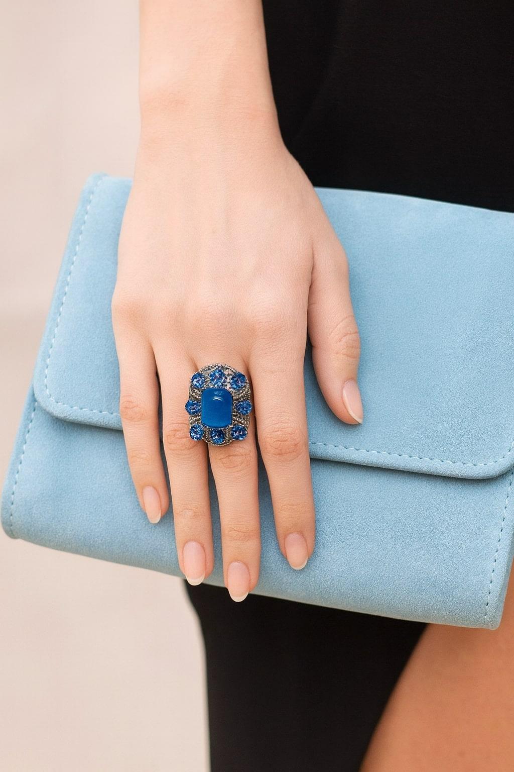 Set di anelli vintage con tanzanite e diamanti 
