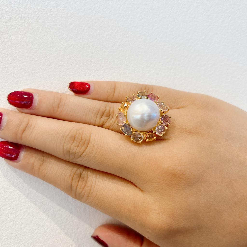 Bochic “Capri” White Pearl & Rose cut Sapphires Ring Set in 18K Gold & Silver  For Sale 2