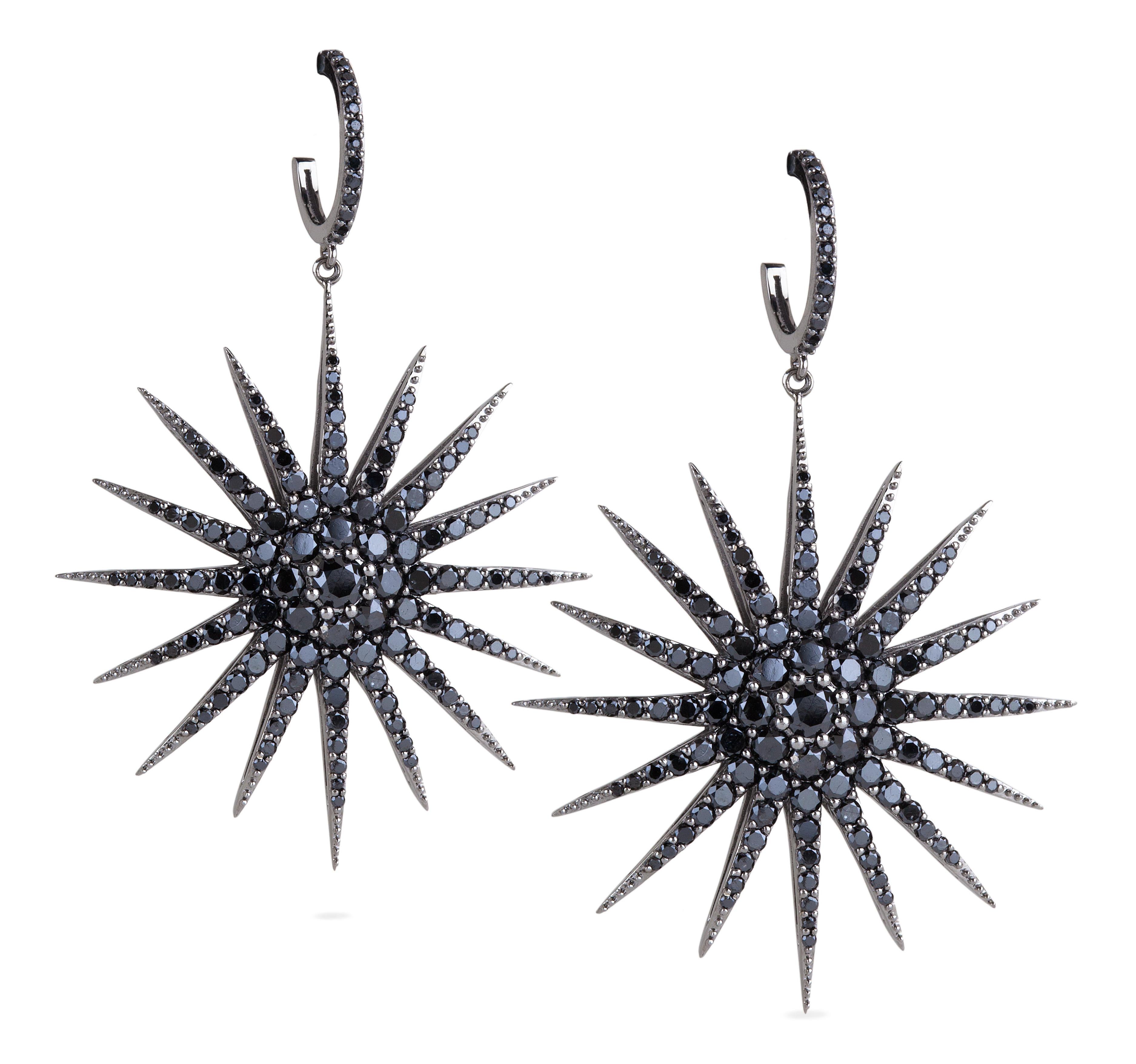 Bochic Classic & Chic Star Black Diamond Earrings Set In 18K Black Gold For Sale 7