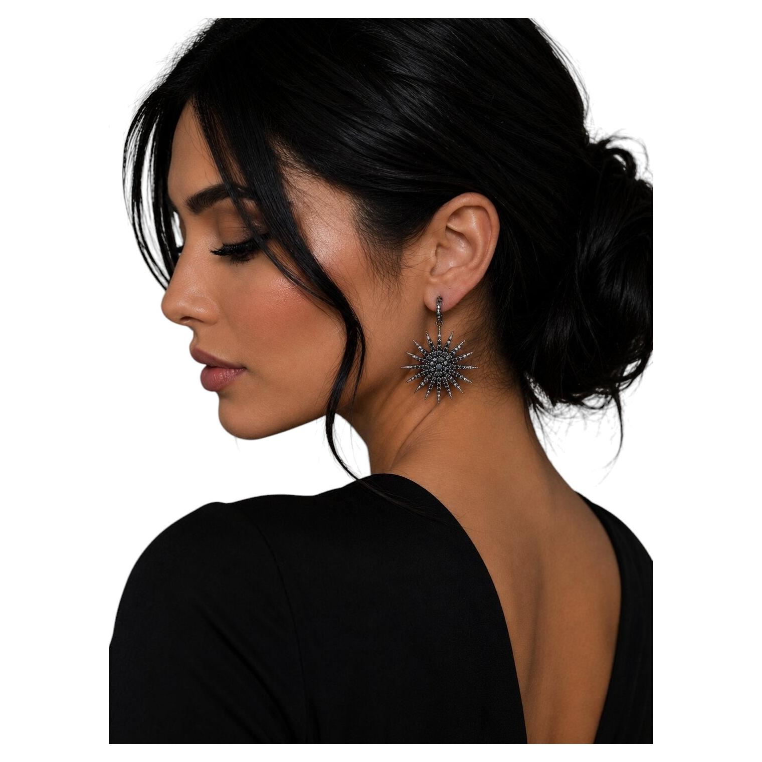 Bochic Classic & Chic Star Black Diamond Earrings Set In 18K Black Gold For Sale
