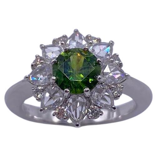 Bochic Classic & Elegant Platinum Cluster Diamond & Green Garnet  Ring 