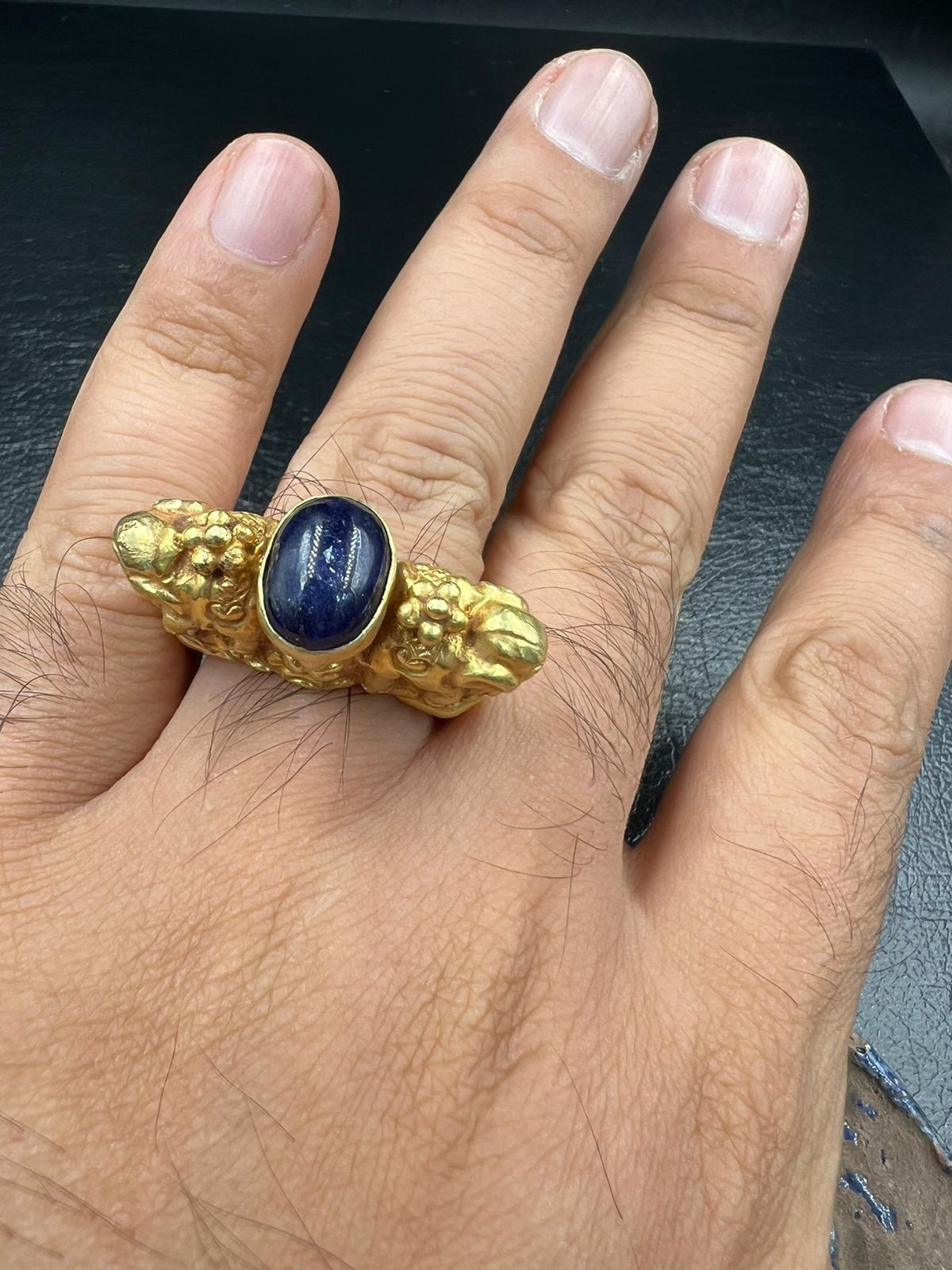 Bochic Curated Antique Ring From Burma 18k Solid Gold & Antique Lapis Lazuli For Sale 1