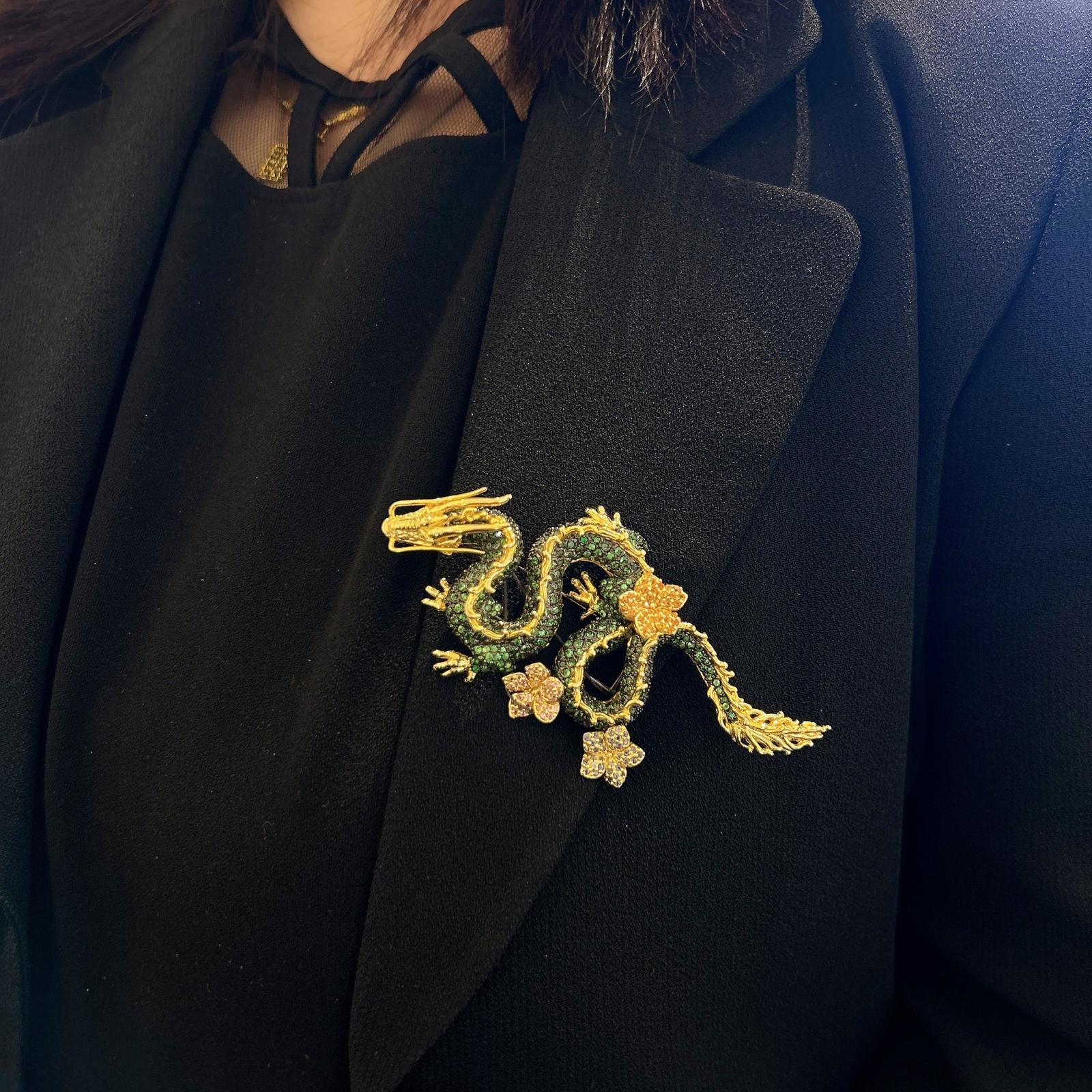 Bochic Dragon“Orient” Sapphires & Tasvorite Brooch Set In 18K Gold & Silver For Sale 12