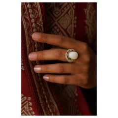 Anillo de Cóctel Bochic "Flamenco" Ópalo y Zafiros Múltiples Colores de Fantasía Oro de 18 K