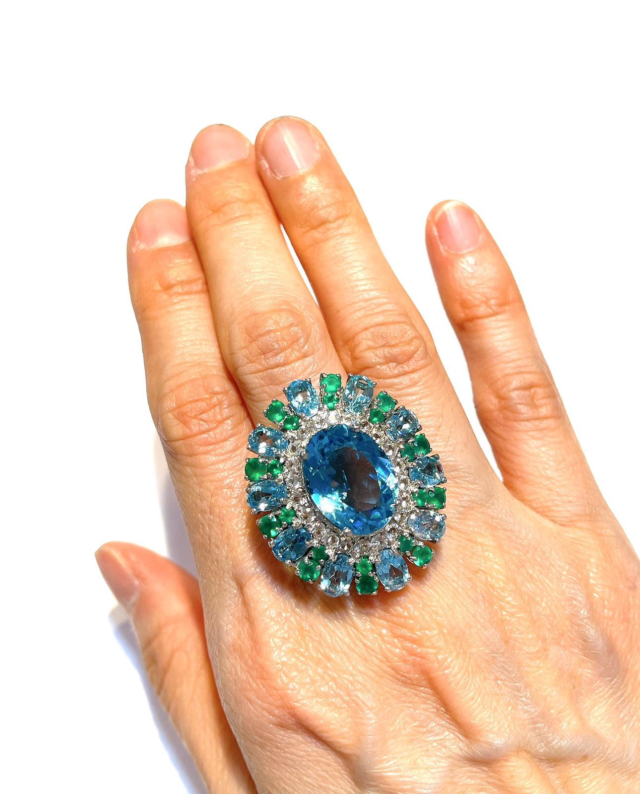 Bochic “Flamenco” Topaz & Fancy Multi Color Gems Cocktail Ring 18K Gold & Silver In New Condition For Sale In New York, NY