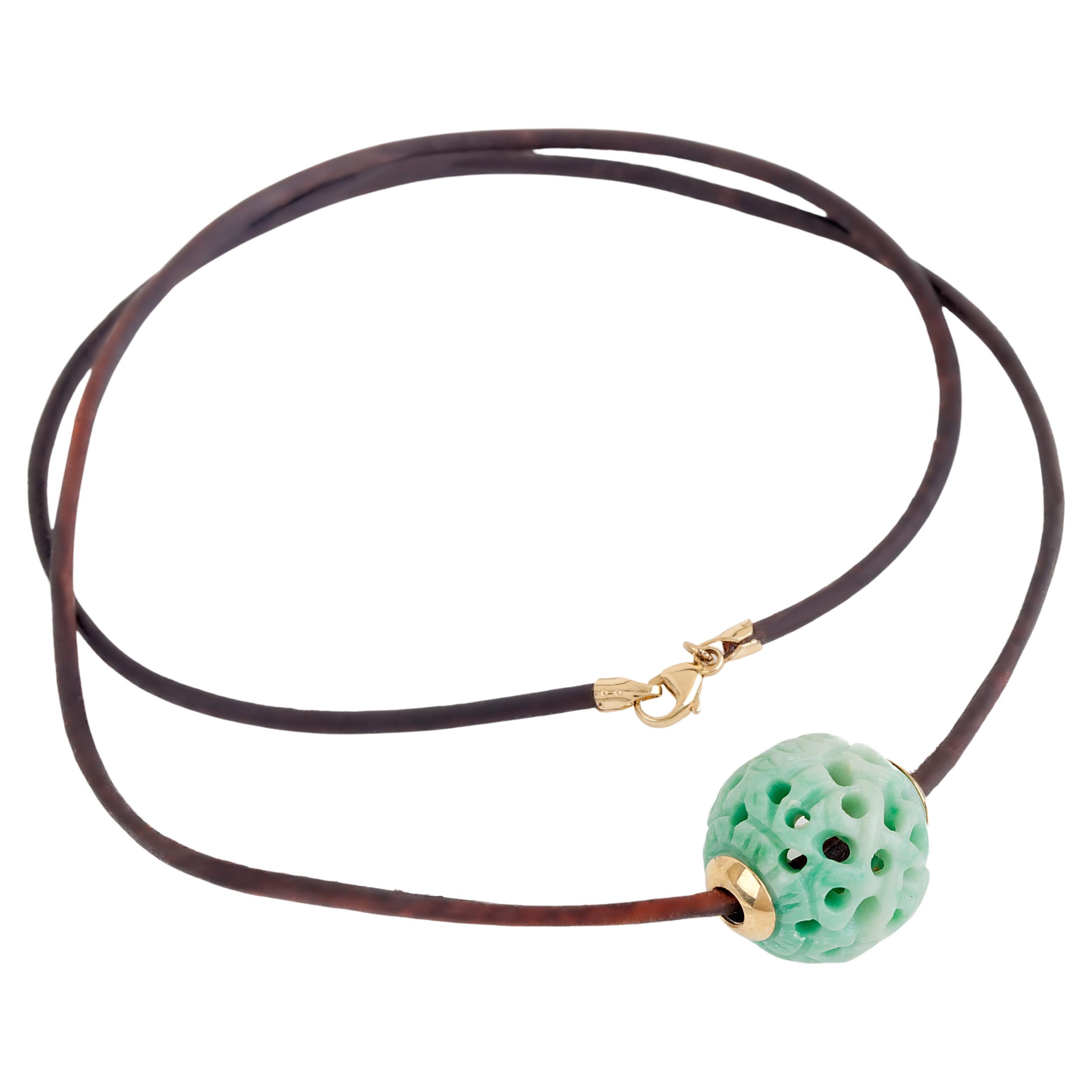 Bochic Grüner Orient Vintage geschnitzte Jade-Kugel-Halskette im Angebot