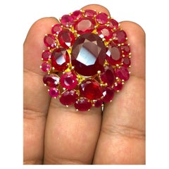 Bochic “Orient” 40 Carat Natural Ruby Cocktail Ring Set In 18K Solid Gold