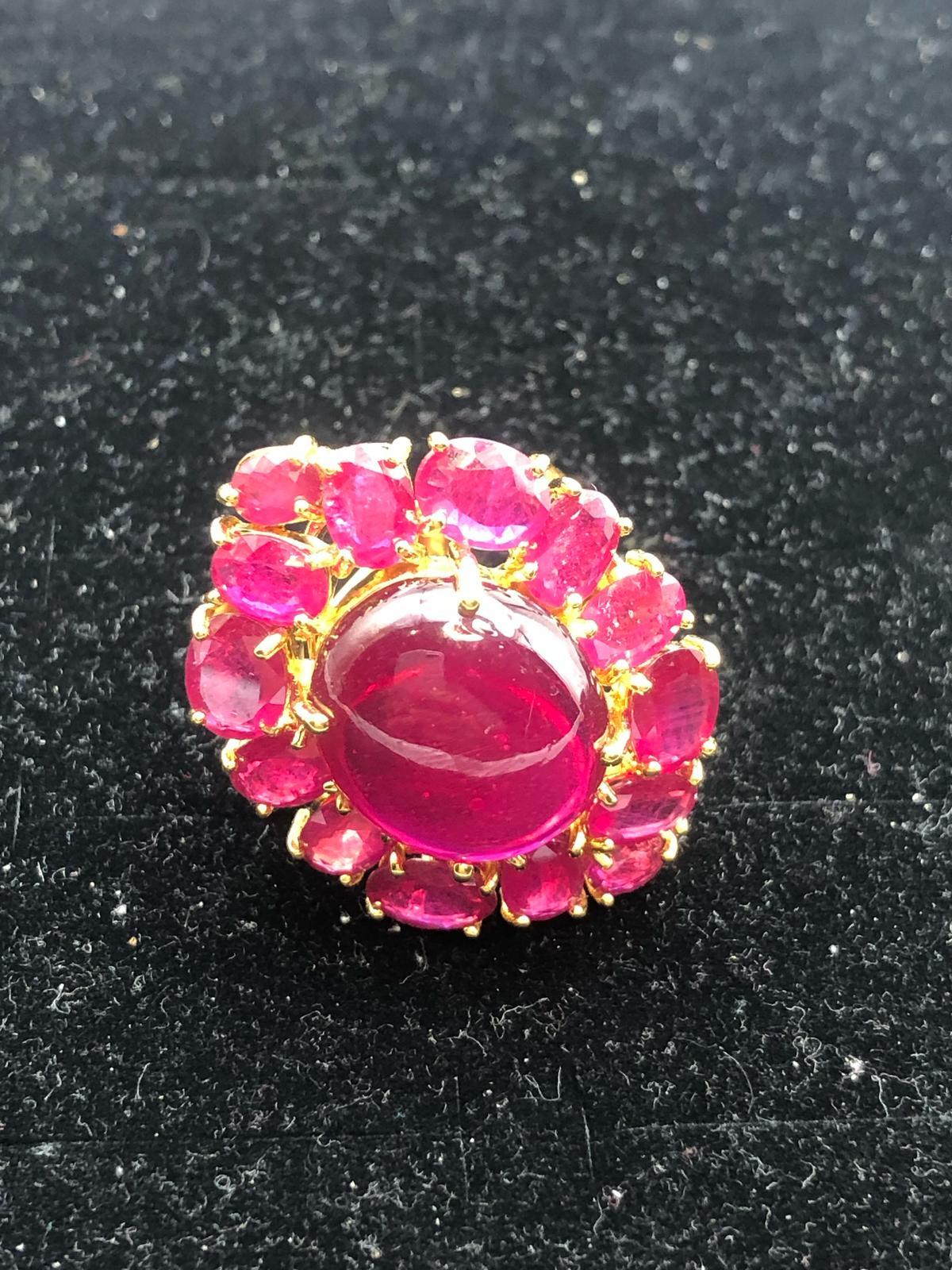 Baroque Bochic “Orient” 50 Carat Natural Multi Ruby Cocktail Ring Set 18K Gold &Silver For Sale