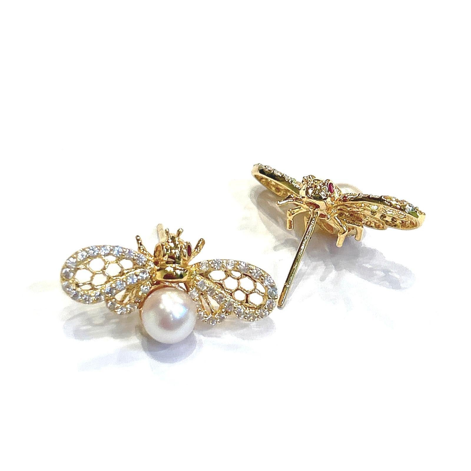 Belle Époque Bochic “Orient” Akoya Pearl & Light Blue Topaz  Earrings Set 18K Gold & Silver For Sale