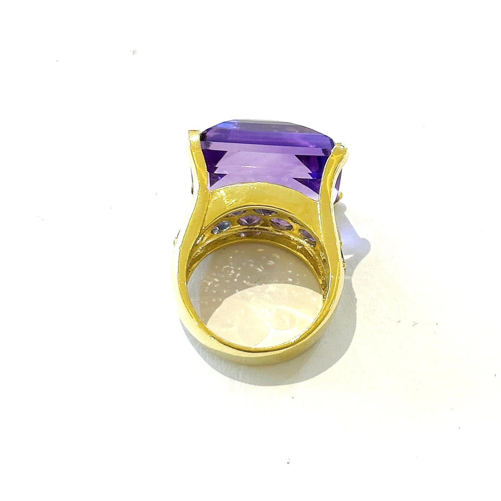 Bochic “Orient” Amethyst & Fancy Color Sapphire Cocktail Ring 18K Gold & Silver In New Condition In New York, NY