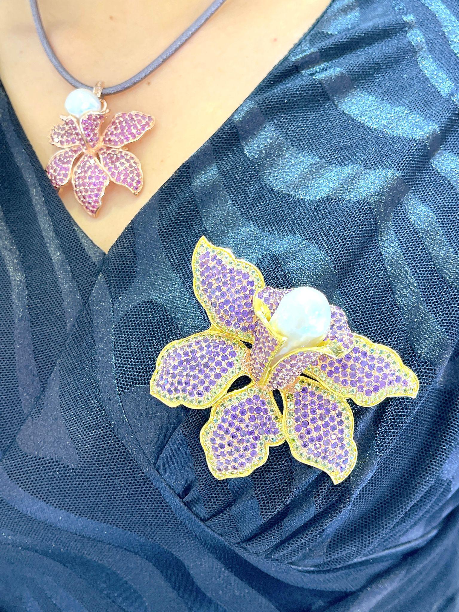 Bochic “Orient” Amethyst & Pearl Large Brooch, Pendant Set In 18K Gold & Silver For Sale 8