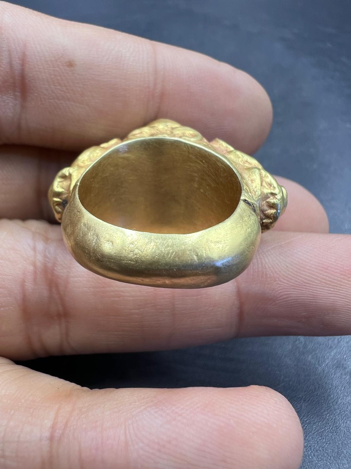 Women's or Men's Bochic ”Orient Antic” Curated Antique Ring From Burma 18k Solid Gold & Ruby For Sale