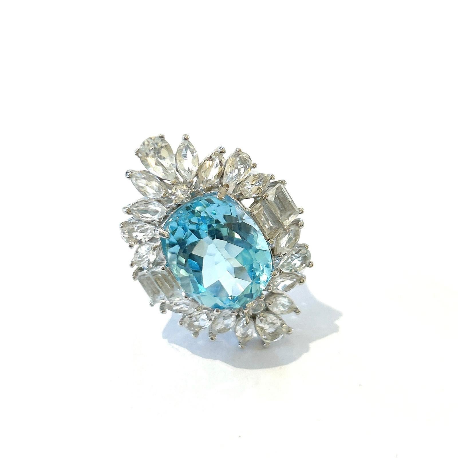 Brilliant Cut Bochic “Orient” Art Deco Blue Topaz & White Topaz Set 18K Gold&Silver For Sale