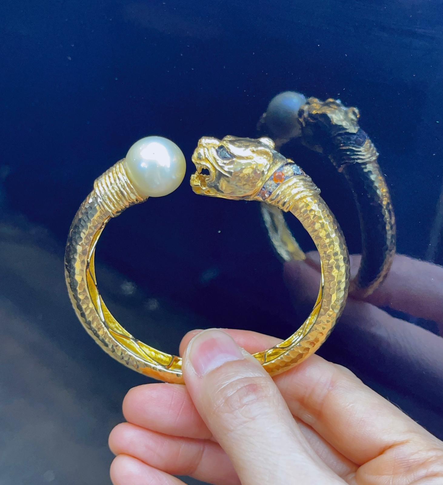 Bochic “Orient” Bangle, Sapphire & South Sea Pearl Set in 22 Gold & Silver In New Condition For Sale In New York, NY