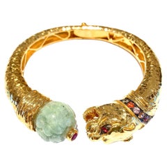 Bracelet jonc Bochic Orient en or et argent 22 carats avec jade et saphirs vintage