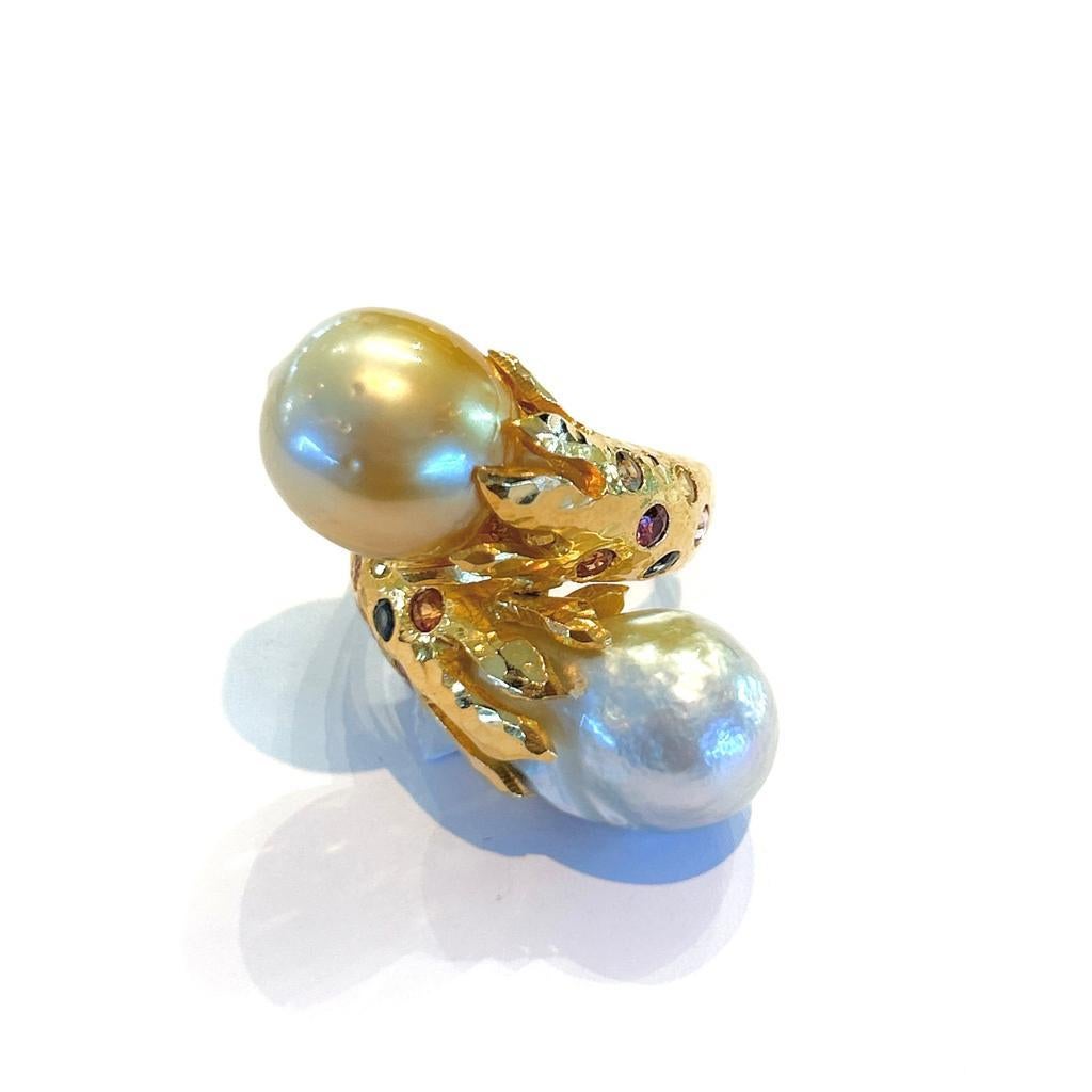 Bochic “Orient” Baroque Pearl & Multi Sapphires Ring Set In 18K Gold & Silver In New Condition For Sale In New York, NY