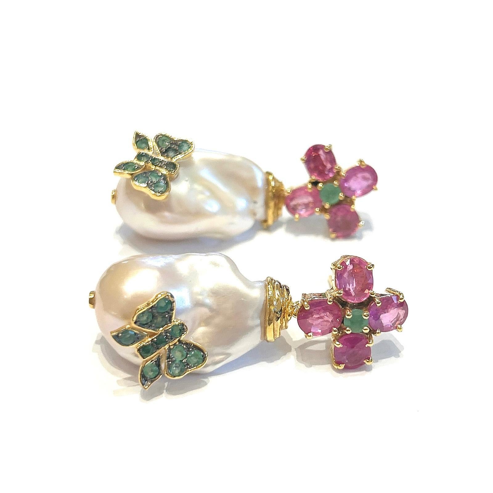 Bochic “Orient” Baroque Pearl, Ruby & Emerald Earrings Set 18K Gold&Silver In New Condition In New York, NY