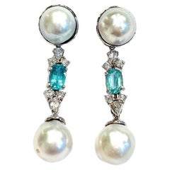 Juego de Pendientes Bochic "Oriente" de Apatita Azul y Perlas del Mar del Sur Oro de 18 quilates y Plata