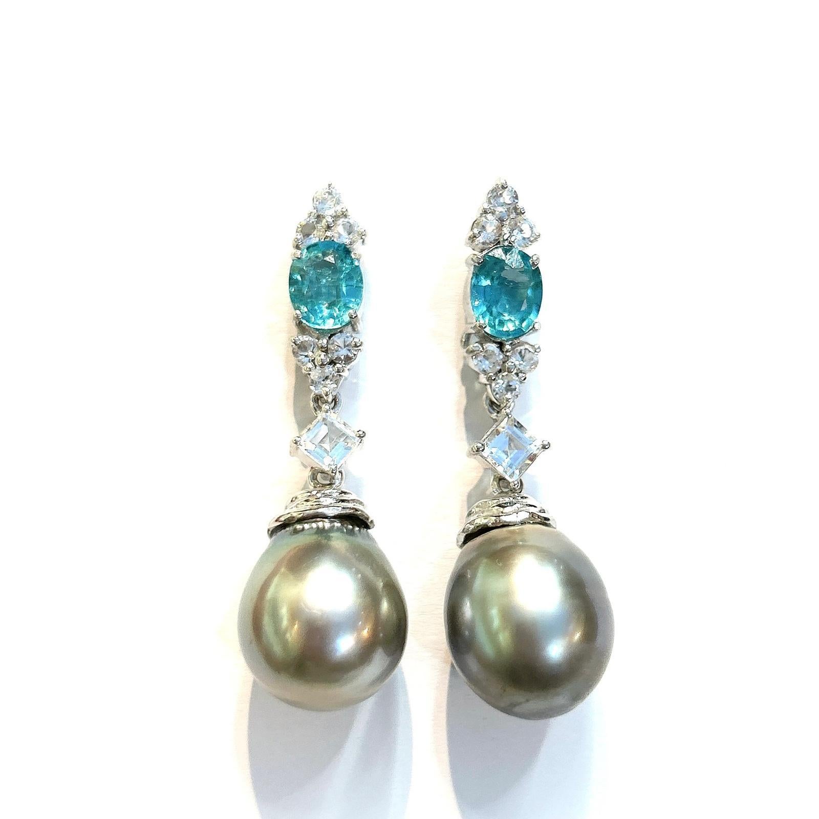 Bochic “Orient” Blue Appetite & White Topaz Earrings Set In 18K Gold&Silver For Sale 1