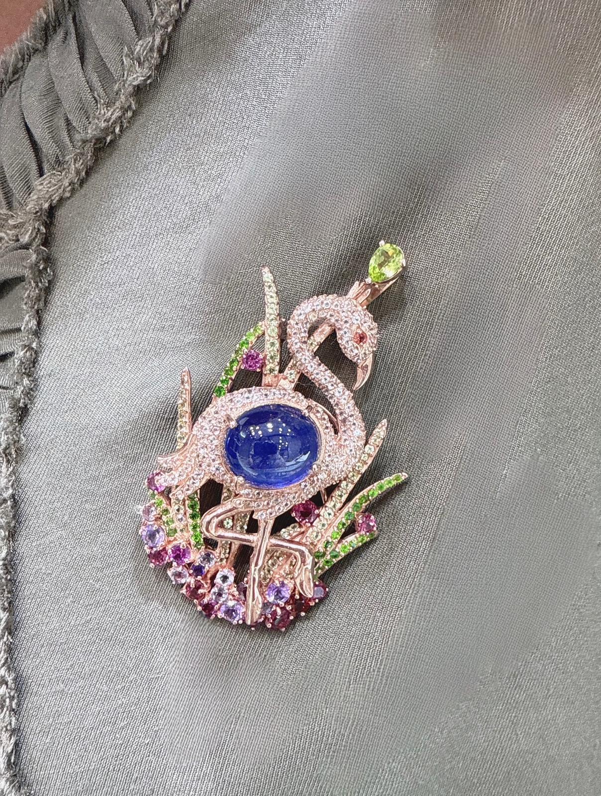Brilliant Cut Bochic “Orient” Blue Sapphire, Amethyst & Peridot Brooch Set 18K Gold & Silver For Sale