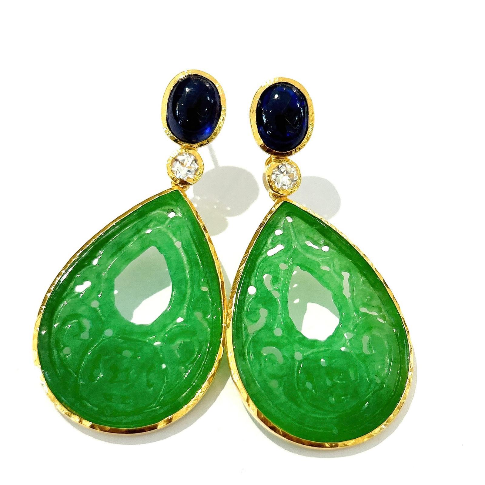 Bochic “Orient” Blue Sapphire & Jade Earrings set in 18K Gold & Silver For Sale 1