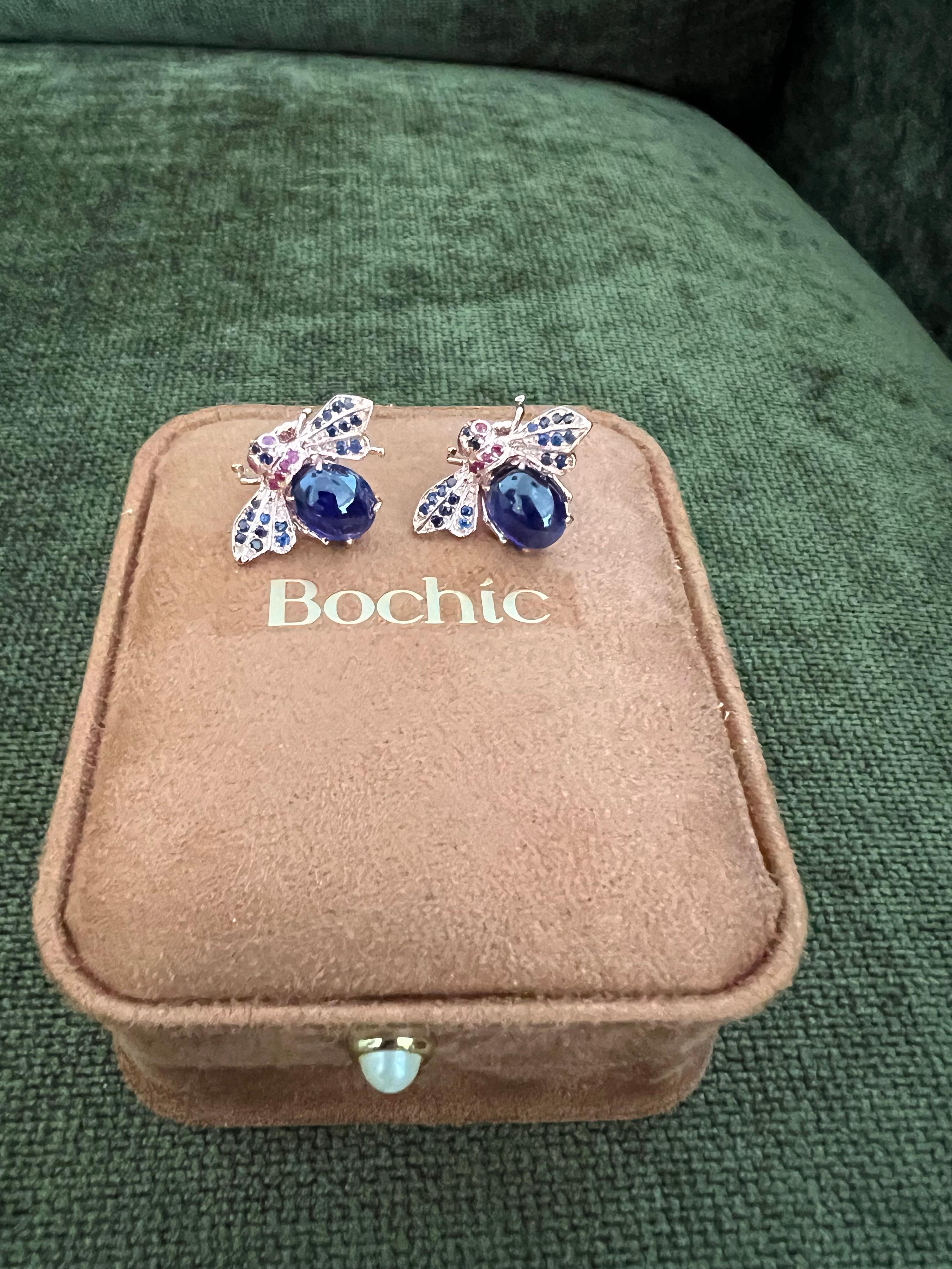Bochic Orient-Ohrringe aus 18 Karat Gelbgold und Silber mit blauem Saphir und Rubin (Belle Époque) im Angebot