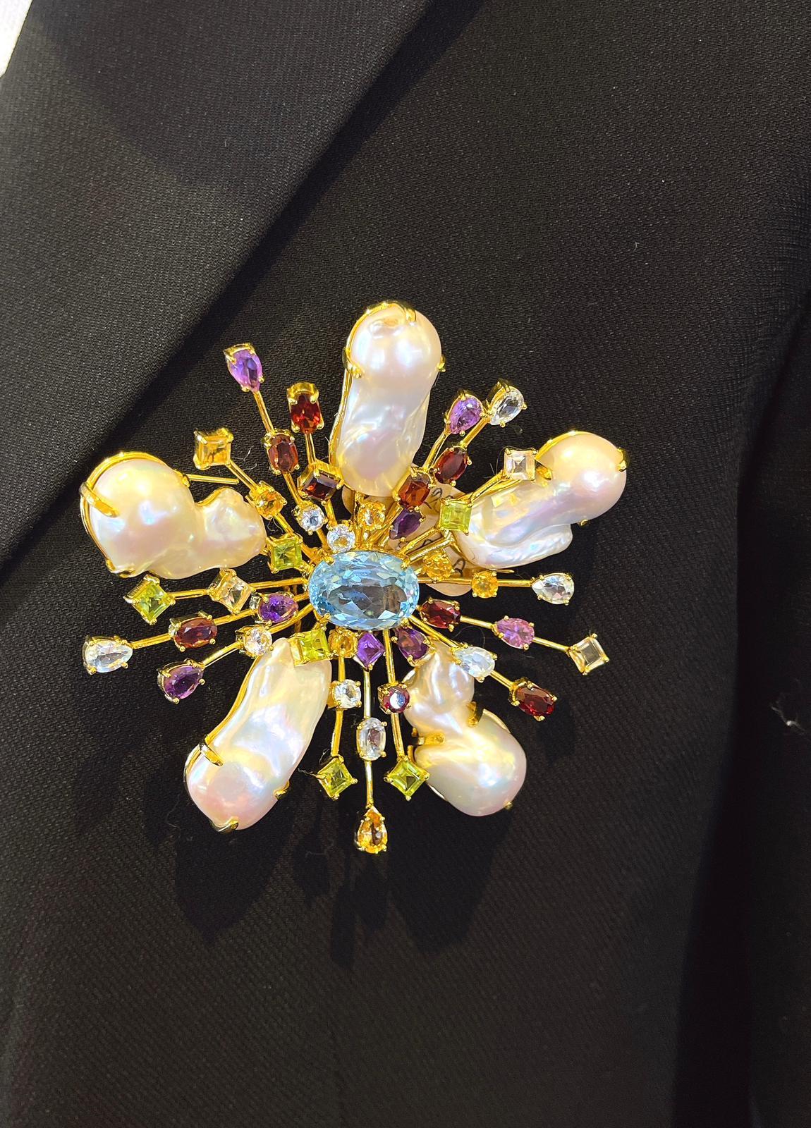 Bochic “Orient” Blue Topaz & Multi Gem Brooch Set In 18K Gold & Silver  In New Condition For Sale In New York, NY