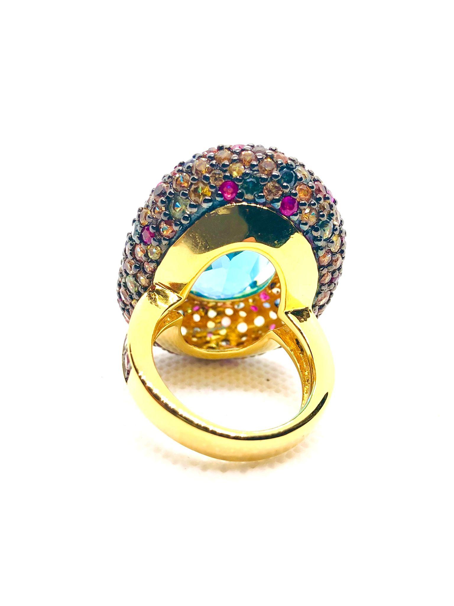 Anello da cocktail con topazio blu e gemme multiple di Bochic 