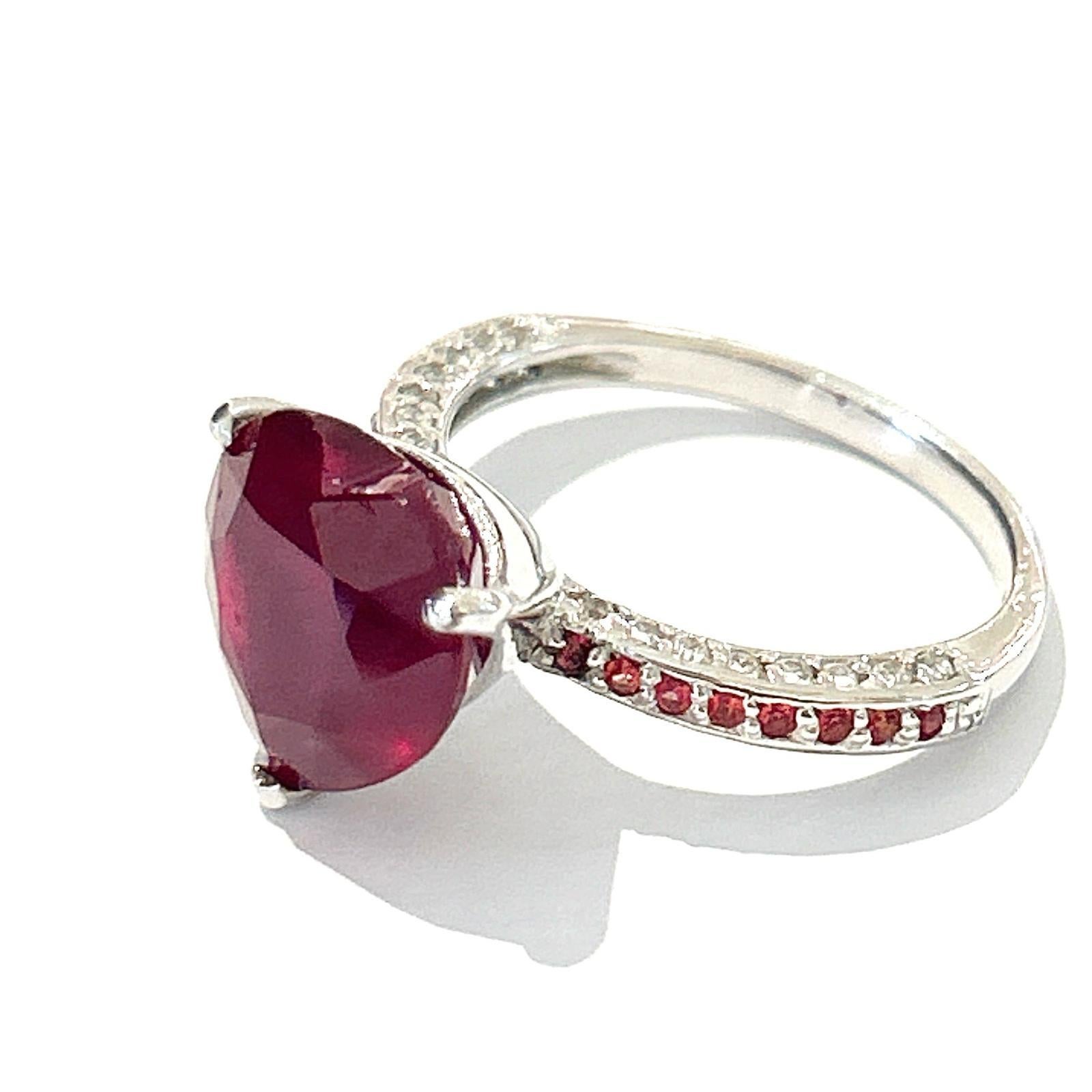 Women's Bochic “Orient” Diamond & Ruby Vintage Cocktail Ring Set In 18K & Silver  For Sale