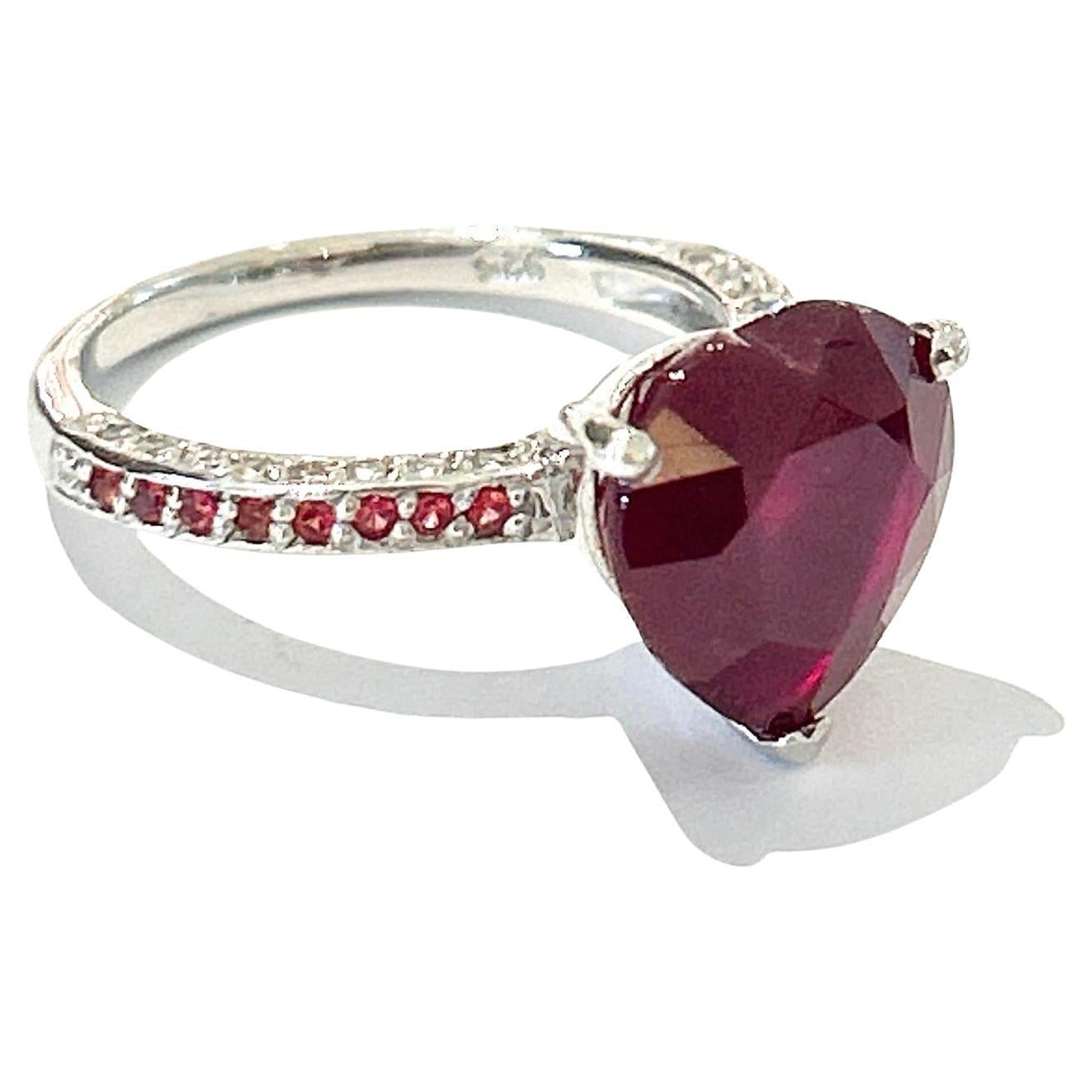 Bochic “Orient” Diamond & Ruby Vintage Cocktail Ring Set In 18K & Silver  For Sale