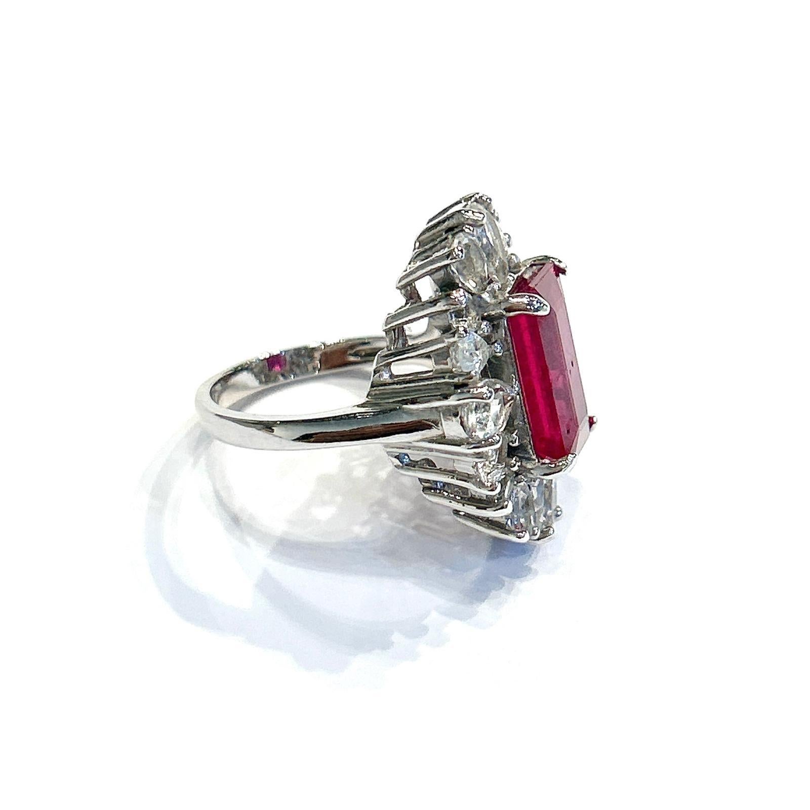 Bochic Orient Smaragdschliff Rubin & Weißer Topas  Ring aus 18 Karat Gold und Silber im Angebot 7