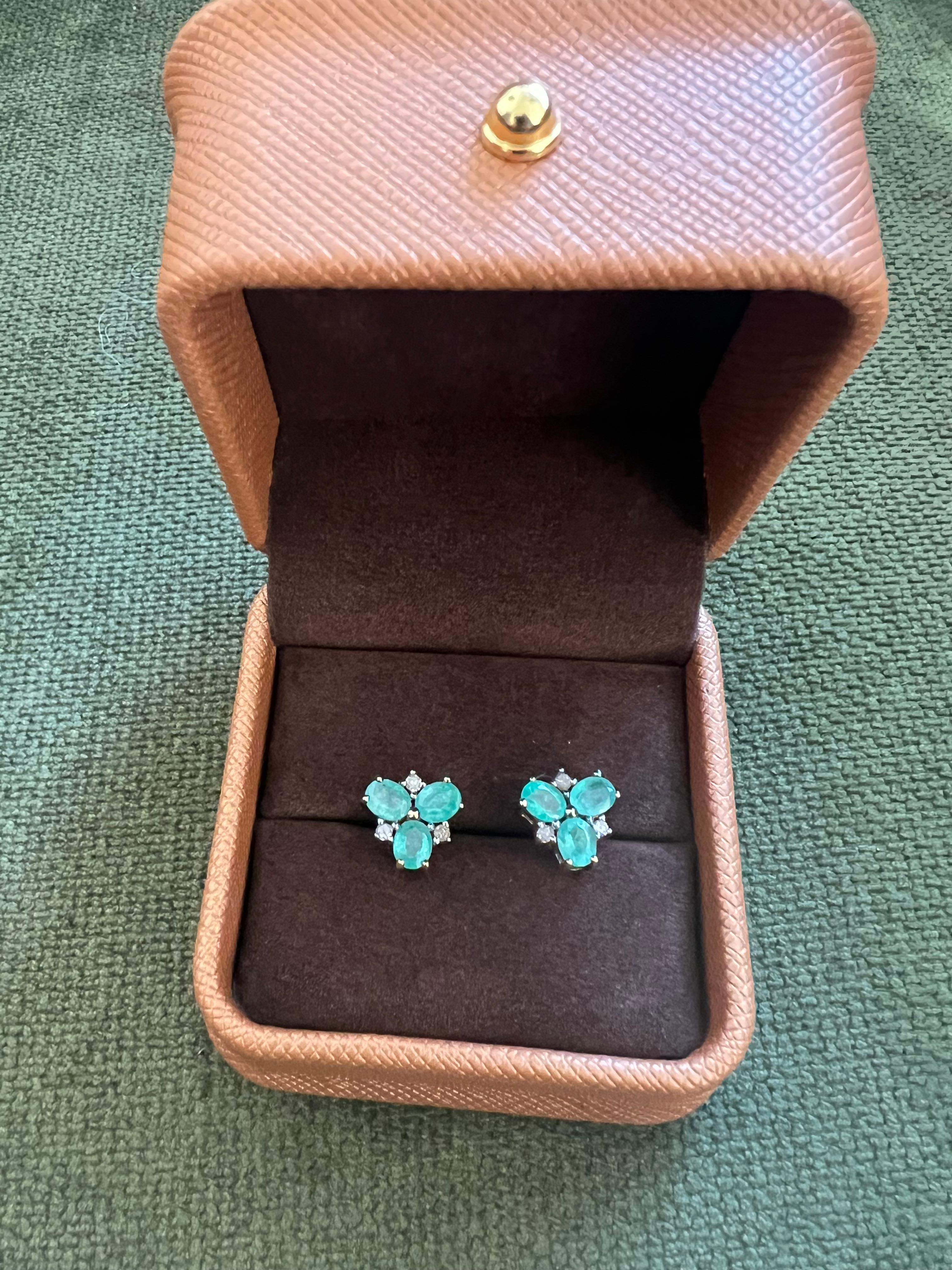 Boucles d'oreilles Bochic Orient en or et argent 18 carats avec émeraudes et diamants taille rose en vente 7