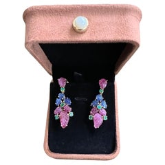 Juego de Pendientes Bochic "Oriente" Esmeralda, Rubí y Zafiro Múltiple Oro y Plata de 18 K