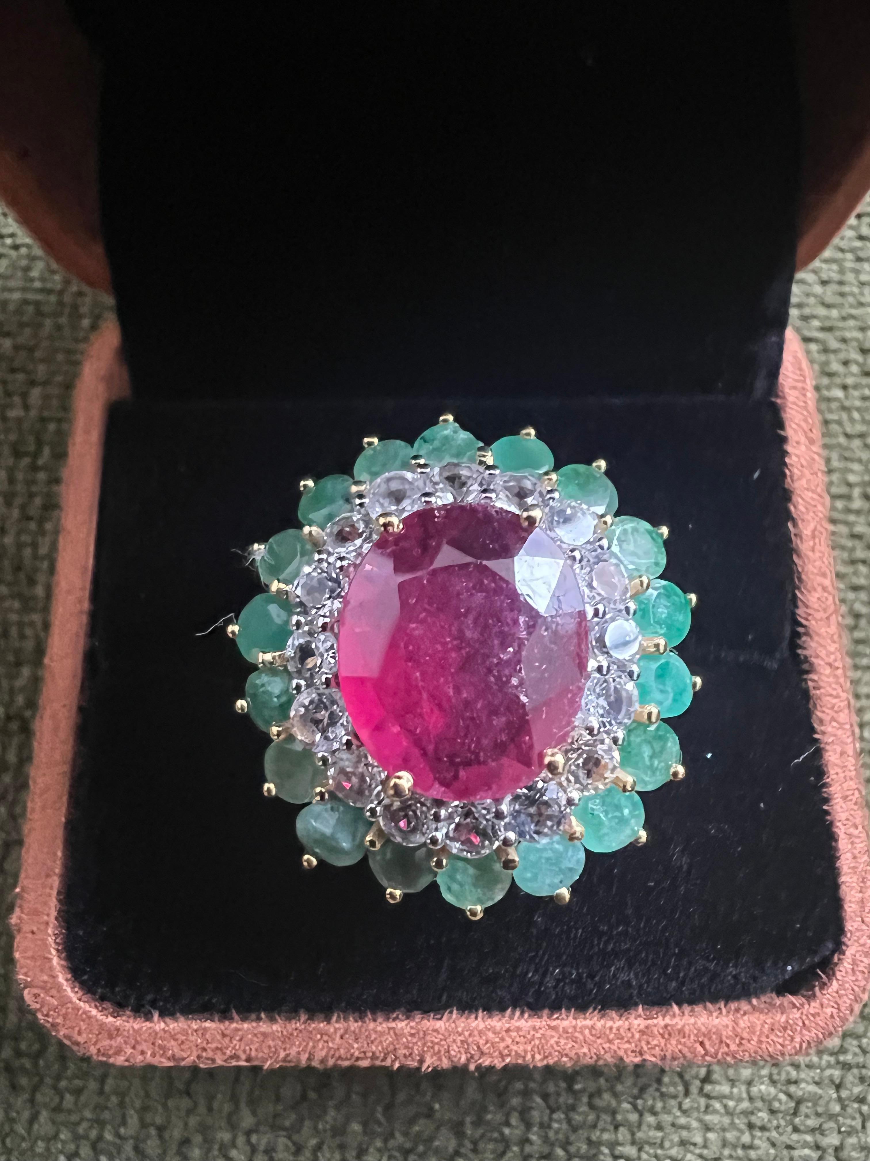 Bochic “Orient” Emerald, Ruby & Topaz Ring Set In 18K Gold & Silver In New Condition For Sale In New York, NY